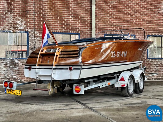 Pedrazzini Capri De Luxe V8 275 PS Klassisches hölzernes Schnellboot 1963 (RIVA, BOESCH).