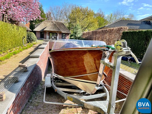 Pedrazzini Capri De Luxe V8 275 PS Klassisches hölzernes Schnellboot 1963 (RIVA, BOESCH).