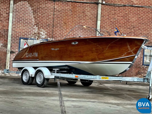 Pedrazzini Capri De Luxe V8 275 PS Klassisches hölzernes Schnellboot 1963 (RIVA, BOESCH).