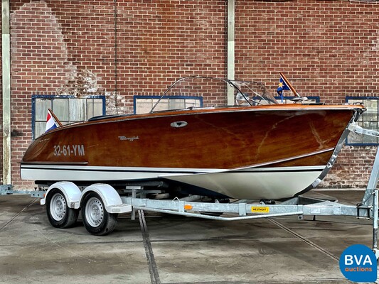 Pedrazzini Capri De Luxe V8 275 PS Klassisches hölzernes Schnellboot 1963 (RIVA, BOESCH).