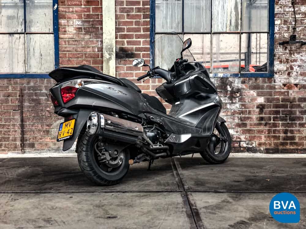 Honda Scooter SW-T400 ABS -Original NL- Motor scooter, MV-RV-42.