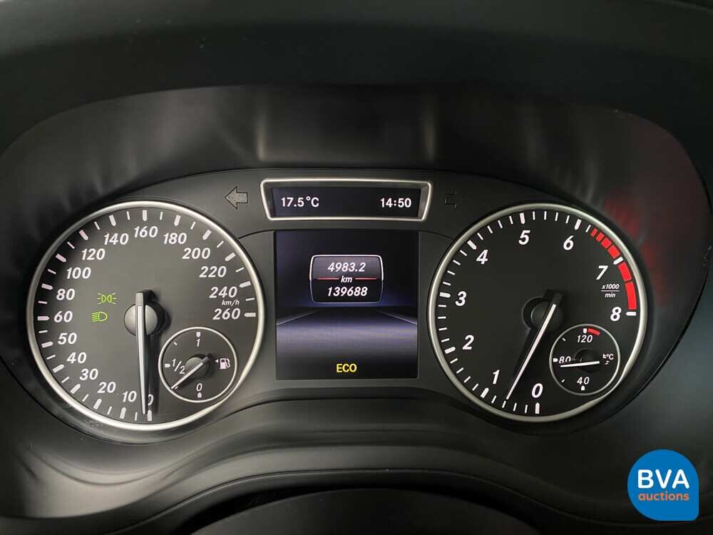 Mercedes-Benz B180 Sports Tourer 122hp 2013.