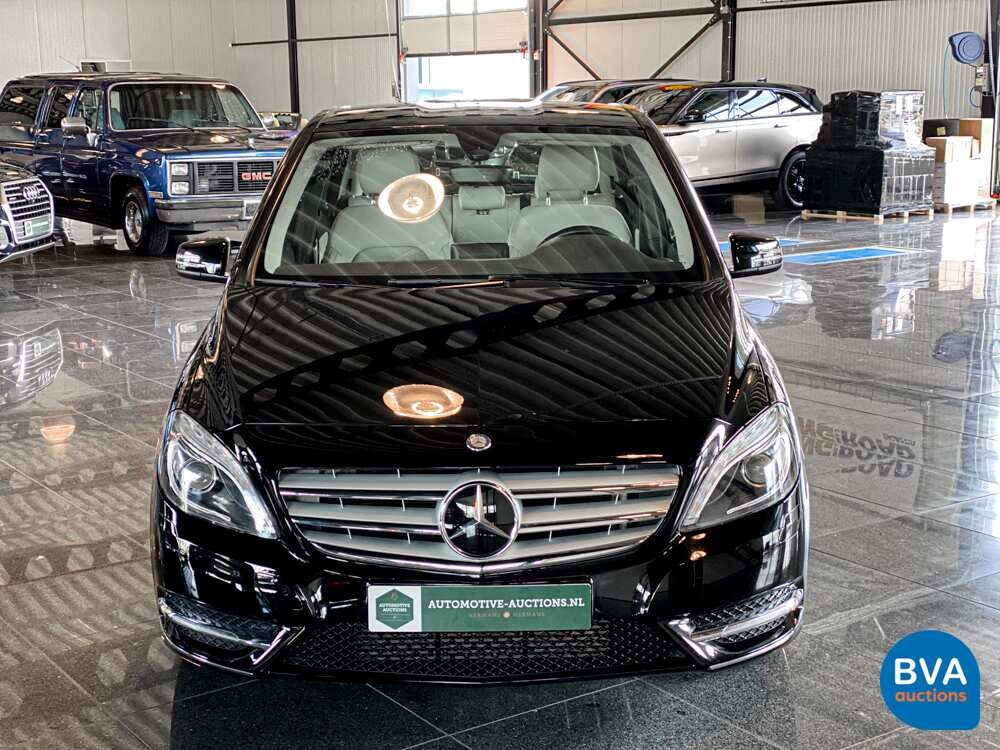 Mercedes-Benz B180 Sports Tourer 122hp 2013.