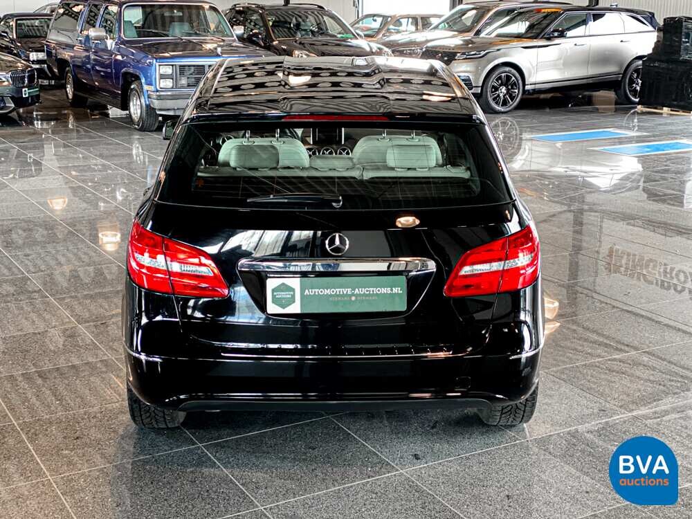 Mercedes-Benz B180 Sports Tourer 122hp 2013.