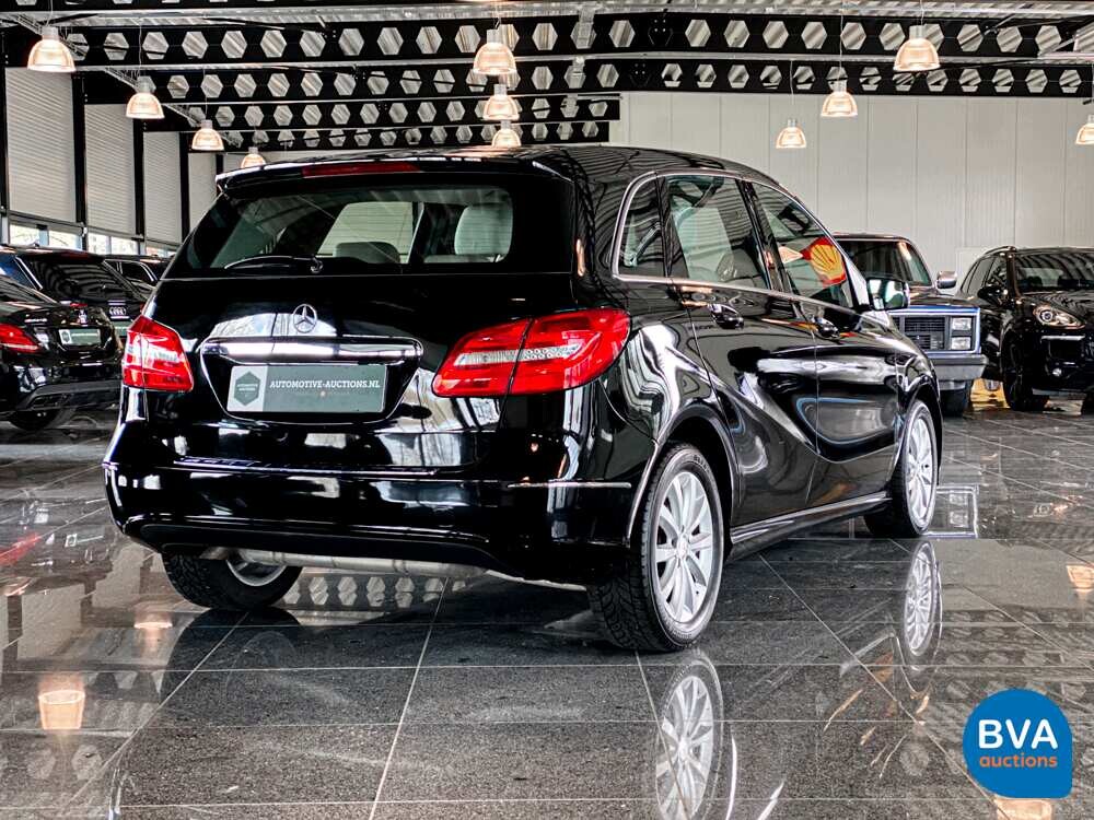 Mercedes-Benz B180 Sports Tourer 122hp 2013.