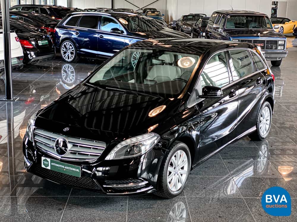 Mercedes-Benz B180 Sports Tourer 122hp 2013.