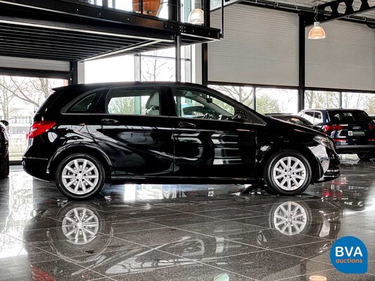 Mercedes-Benz B180 Sports Tourer 122hp 2013.