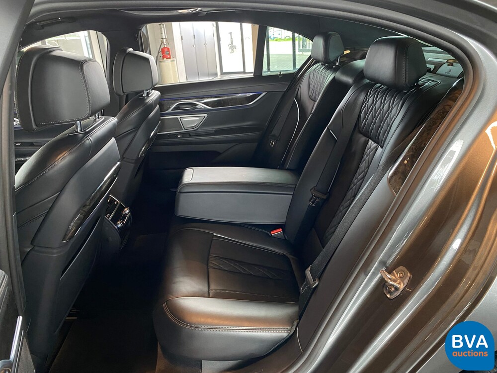 BMW 730d 7-series M-Sport 265hp 2016 High-Executive Shadow-Line, KT-731-L.