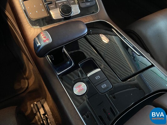 Audi A8 4.2 FSI Quattro Pro Line + 371hp 2010, 24-XBG-5.