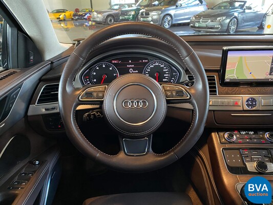 Audi A8 4.2 FSI Quattro Pro Line + 371hp 2010, 24-XBG-5.