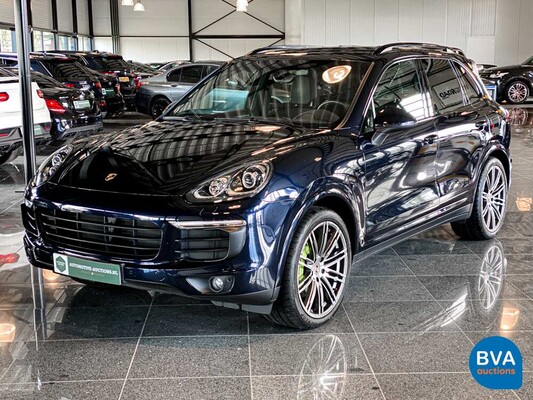 Porsche Cayenne 3.0 S E-Hybrid 416hp 2015 Facelift -Original NL-, HF-348-Z.