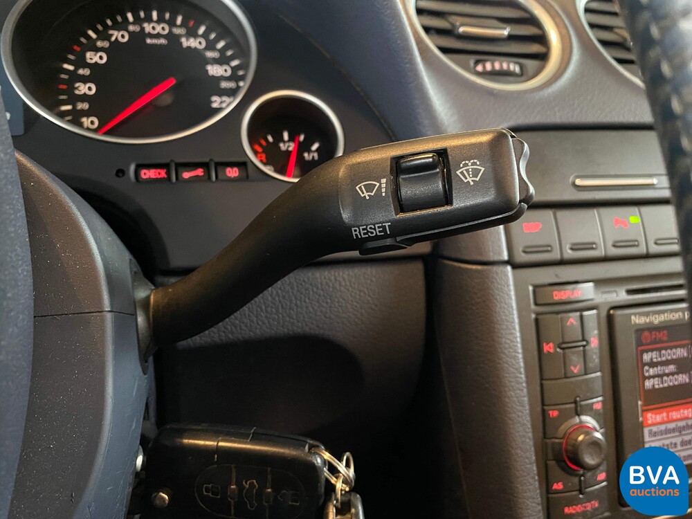 Audi A4 Cabriolet 2.4 V6 YOUNGTIMER 170hp 2003, 6-XXT-40.