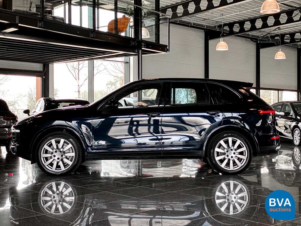 Porsche Cayenne S 3.0 D 261HP MY 2016 FACELIFT -Original NL, GG-730-B.