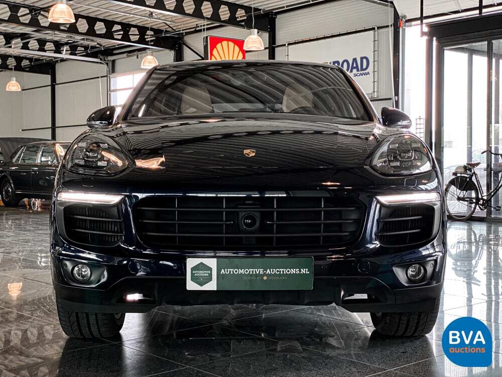 Porsche Cayenne S 3.0 D 261HP MY 2016 FACELIFT -Original NL, GG-730-B.