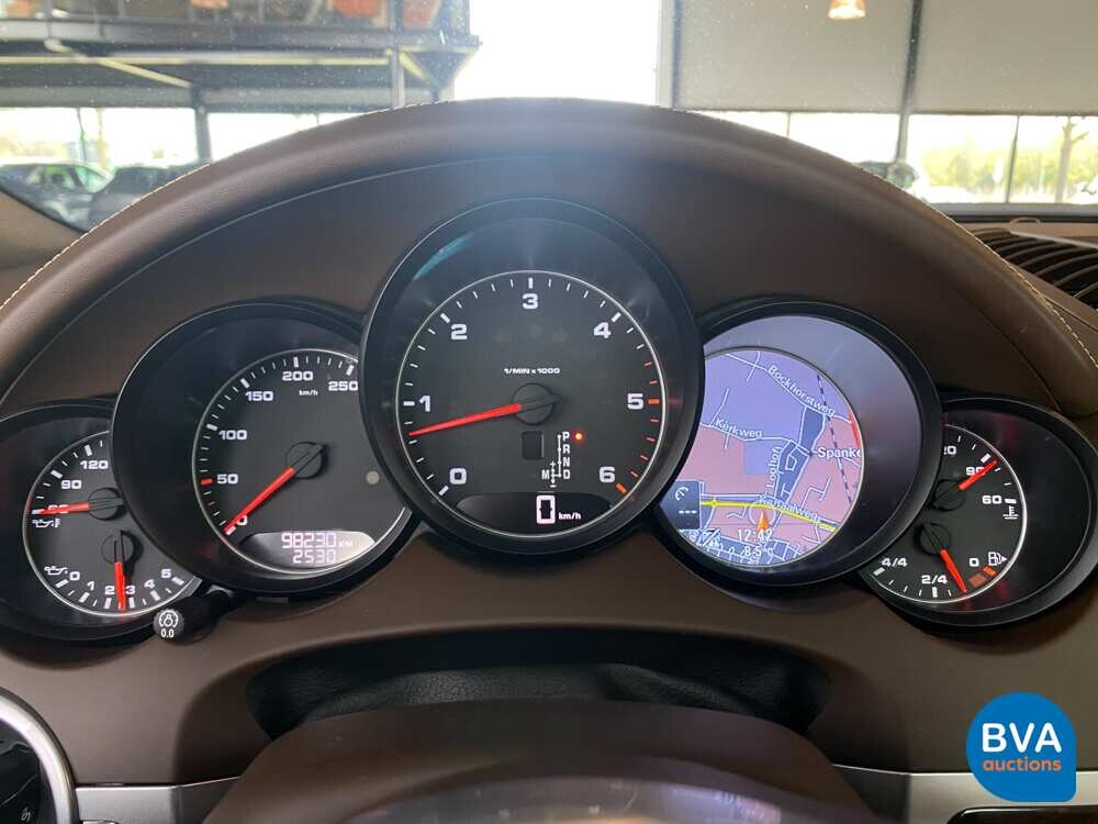 Porsche Cayenne S 3.0 D 261HP MY 2016 FACELIFT -Original NL, GG-730-B.