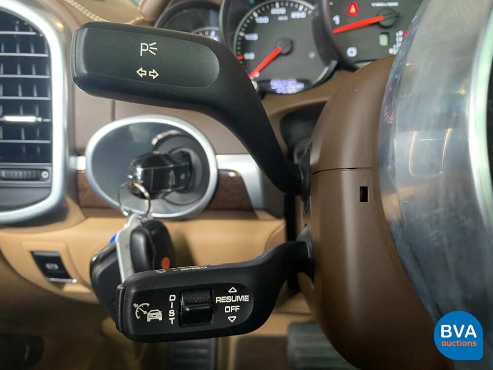 Porsche Cayenne S 3.0 D 261HP MY 2016 FACELIFT -Original NL, GG-730-B.