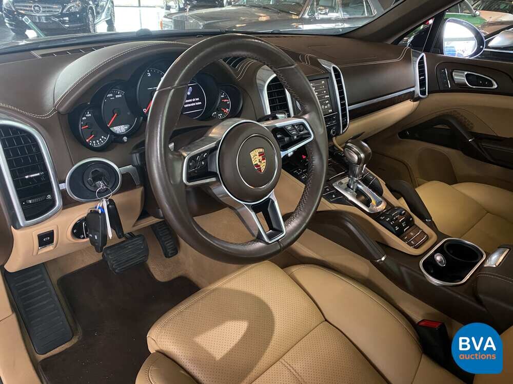Porsche Cayenne S 3.0 D 261HP MY 2016 FACELIFT -Original NL, GG-730-B.
