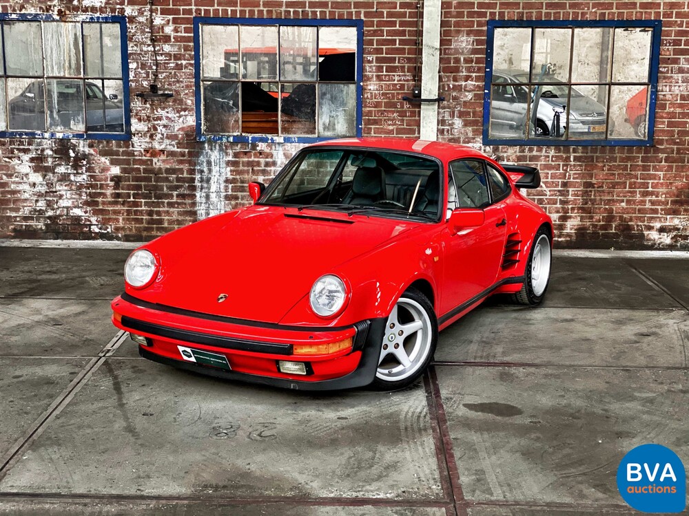 Porsche 911 3.3 Turbo Coupé 930 301HP, G-065-BZ.