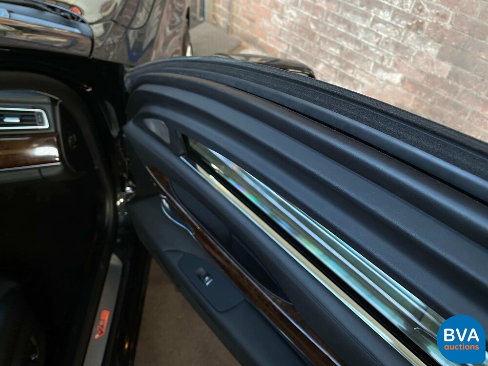 BMW 760Li High Security VR7 V12 F03 2011.