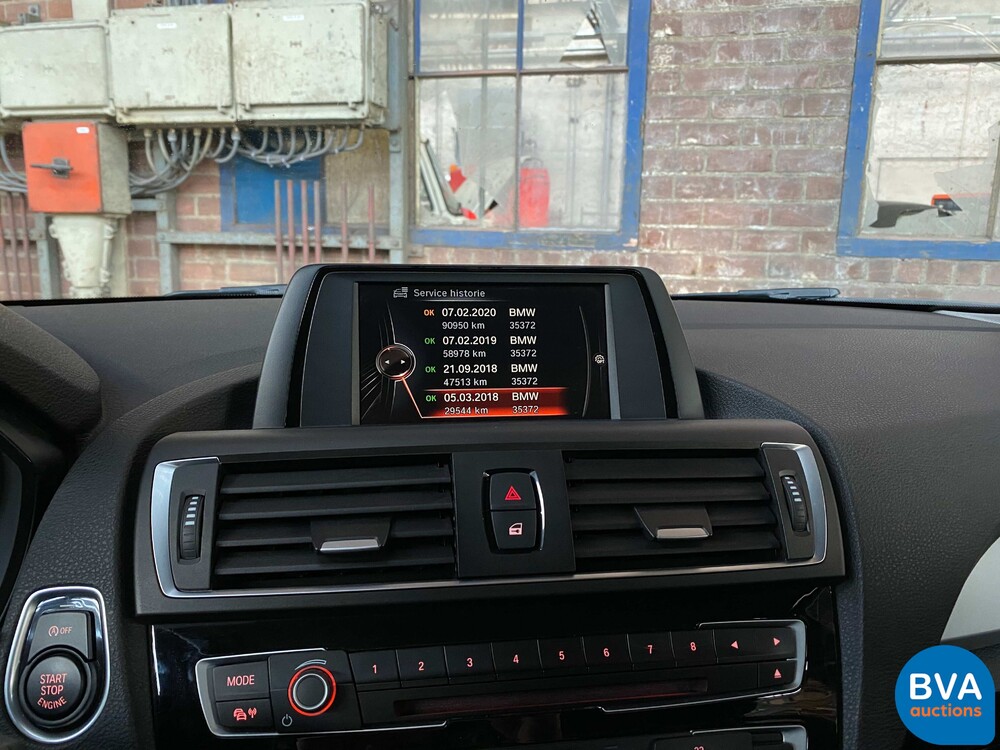 BMW 1-Serie 118i 136hp 5-Drs. 2017, K-869-TJ.