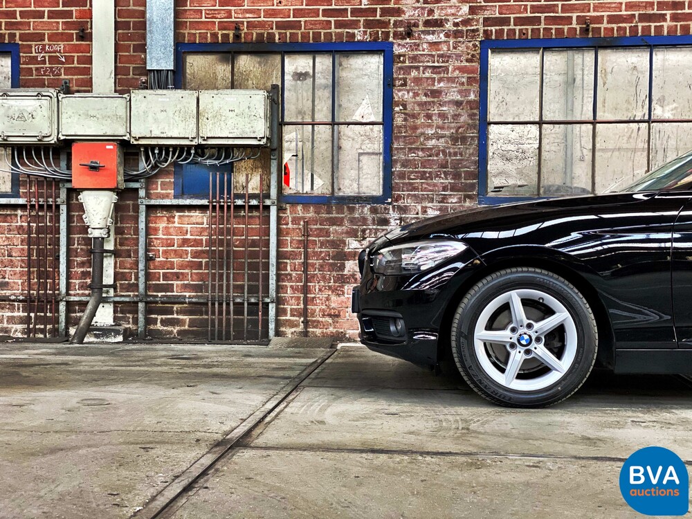 BMW 1-Serie 118i 136hp 5-Drs. 2017, K-869-TJ.