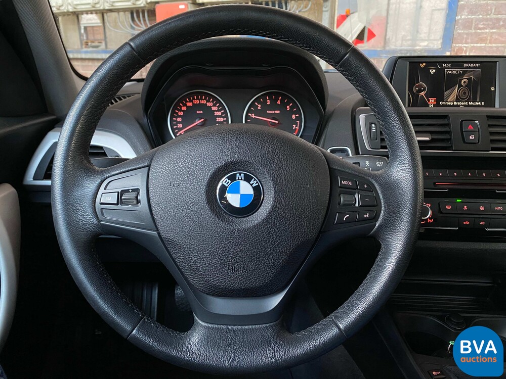 BMW 1-Serie 118i 136hp 5-Drs. 2017, K-869-TJ.