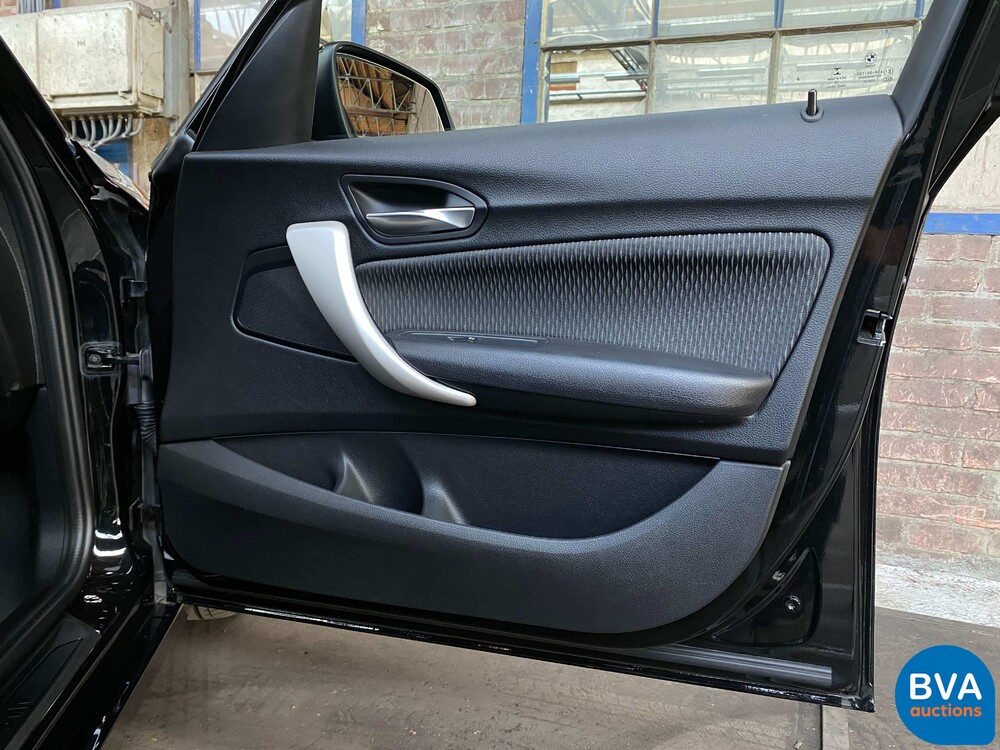 BMW 1-Serie 118i 136hp 5-Drs. 2017, K-869-TJ.