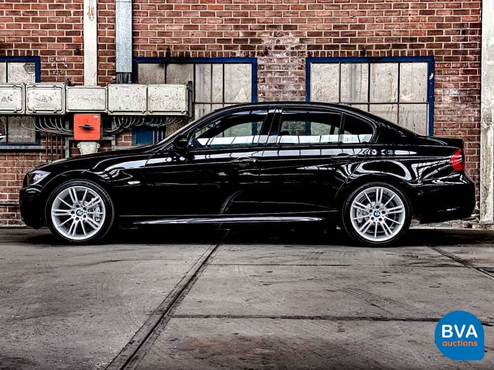 BMW 330i M-Sport Sedan Manual transmission! 272hp 3-Series 2007, H-034-JZ.