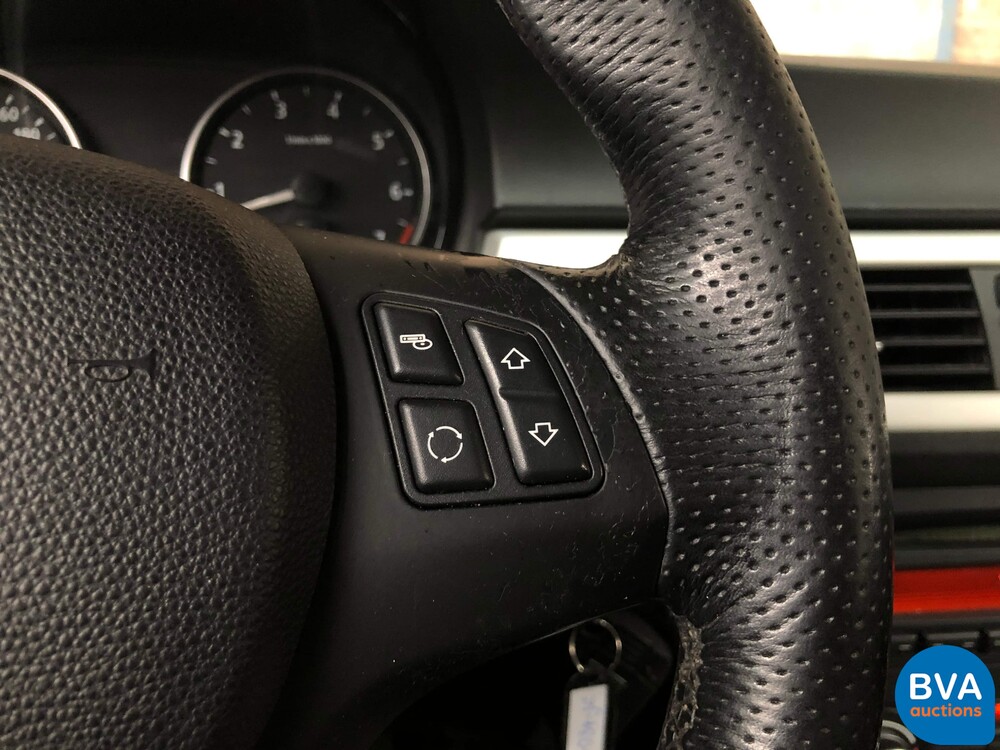 BMW 330i M-Sport Sedan Manual transmission! 272hp 3-Series 2007, H-034-JZ.