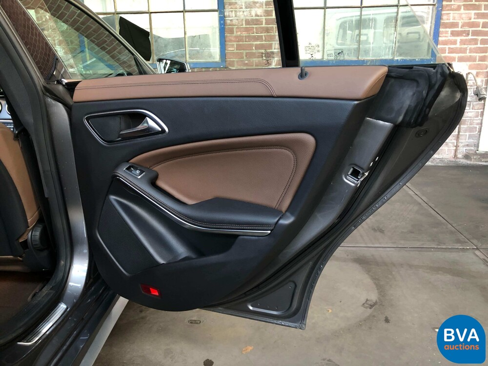 Mercedes-Benz CLA45 AMG Shooting Brake 4Matic 380hp 2015.