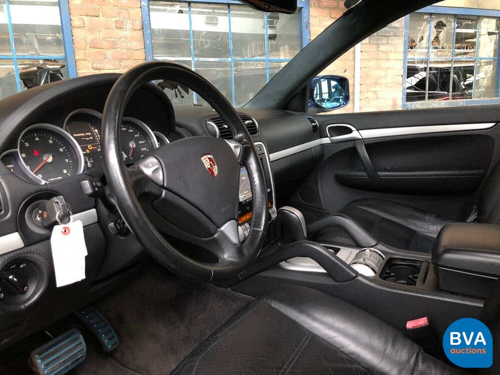 Porsche Cayenne turbo 4.8 V8 500hp 2007.