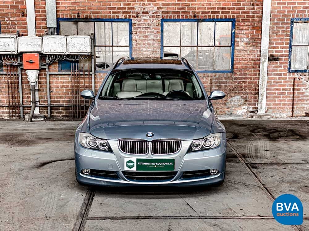 BMW 325i Touring 218hp Manual transmission! 3 Series 2005, J-599-LP.