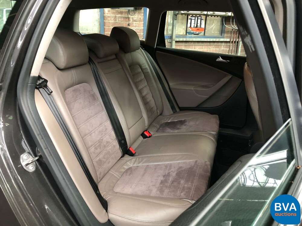 Volkswagen Passat Variant 2.0 FSI Highline 150hp 2006 -Original NL-, 79-SL-ZP.