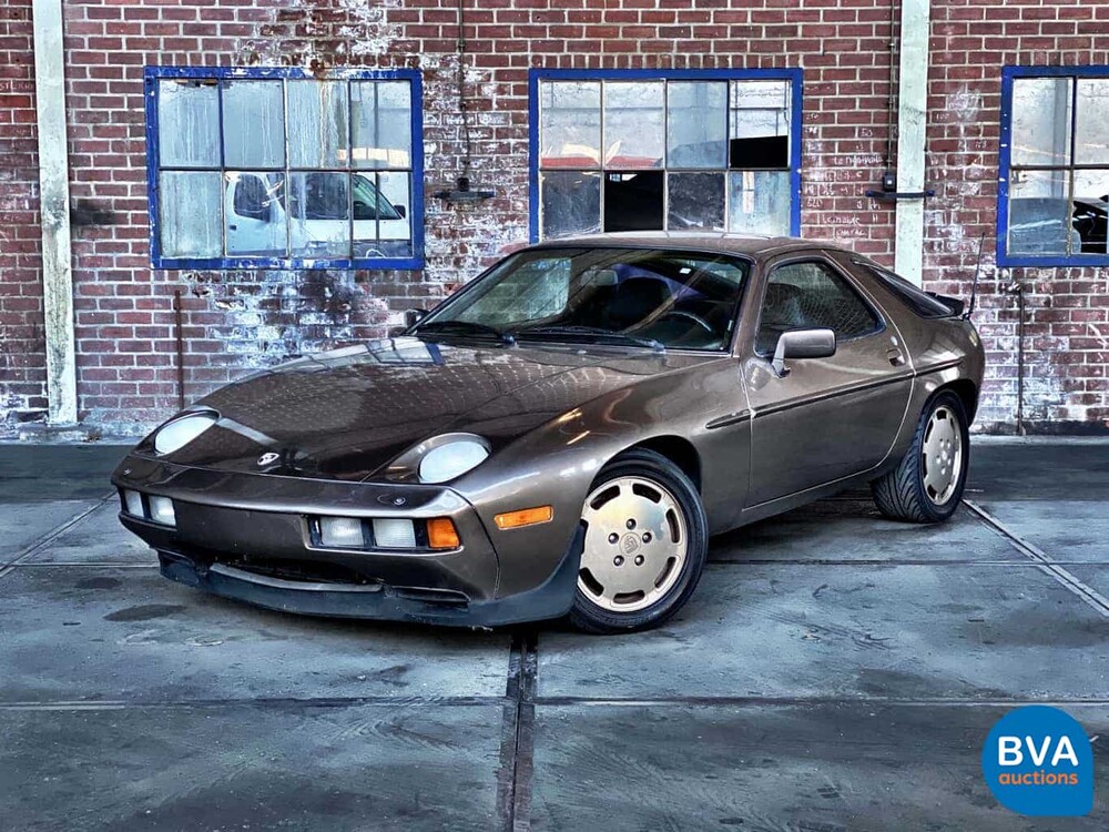 Porsche 928 5.0 V8 1984.