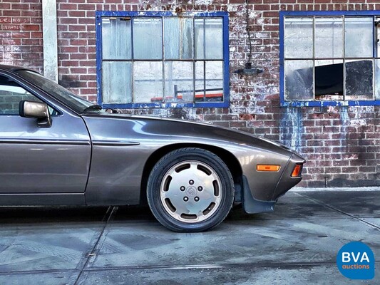 Porsche 928 5.0 V8 1984.