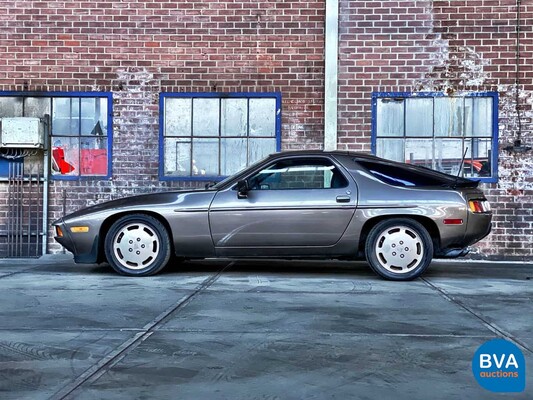 Porsche 928 5.0 V8 1984