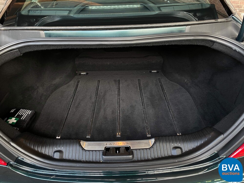 Jaguar XJ 3.0 V6 SUPERCHARGED AWD 2013 340hp, H-794-LX.