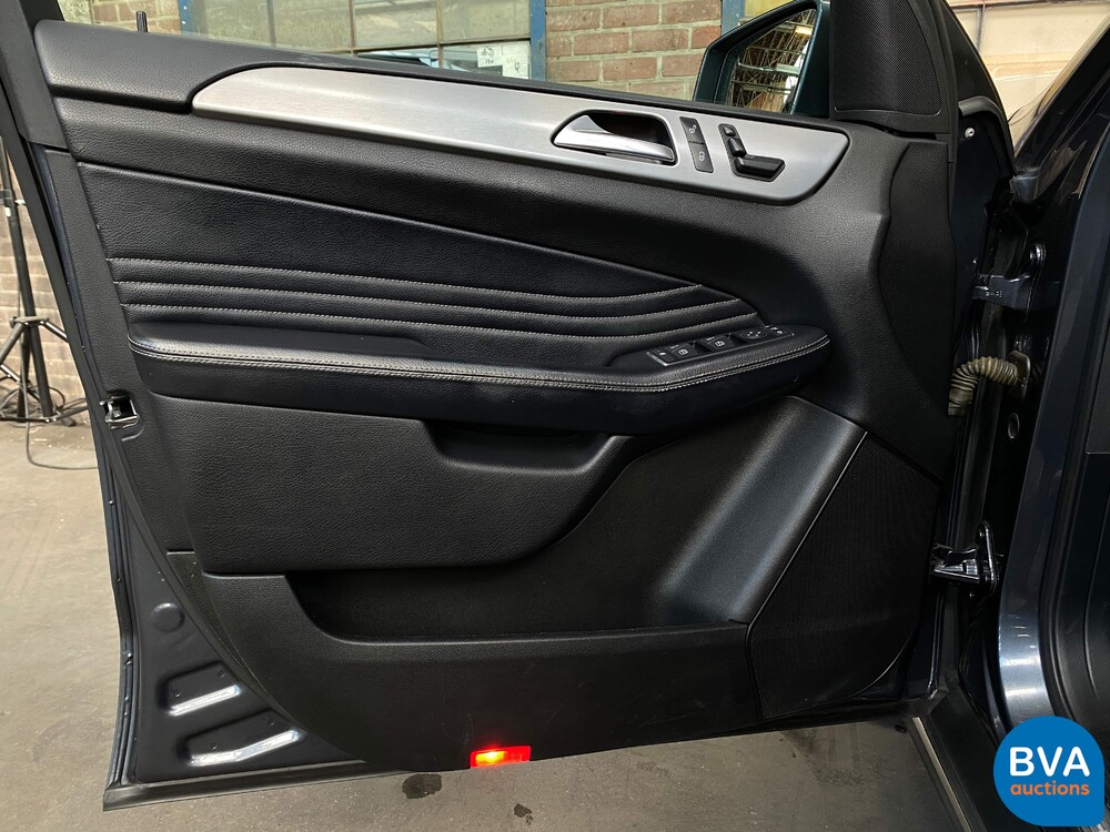 Mercedes-Benz ML-350 GRAY LICENSE PLATE BLUETEC ML-Class 4MATIC 258hp 2012, VGX-33-.