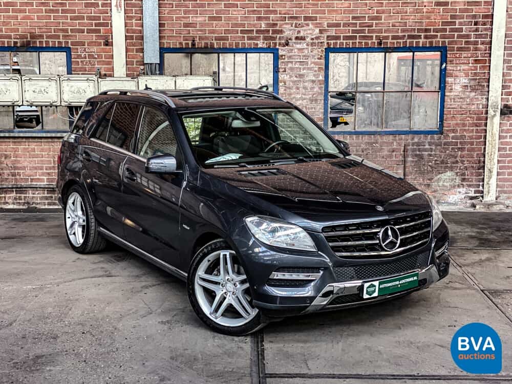 Mercedes-Benz ML-350 GRAY LICENSE PLATE BLUETEC ML-Class 4MATIC 258hp 2012, VGX-33-.