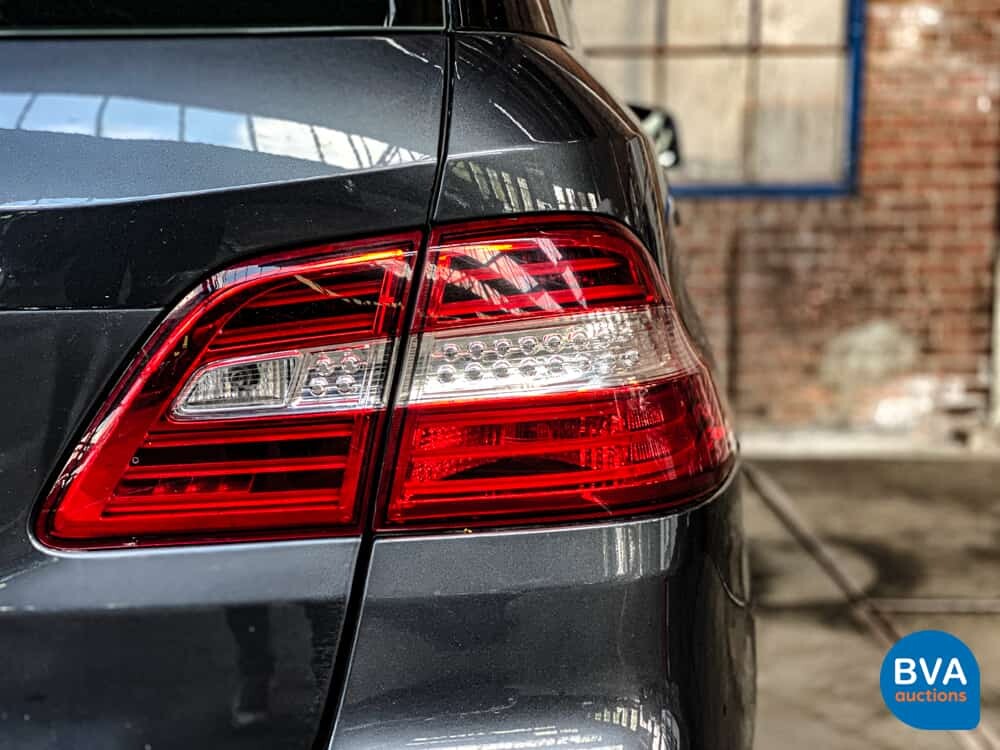 Mercedes-Benz ML-350 GRAY LICENSE PLATE BLUETEC ML-Class 4MATIC 258hp 2012, VGX-33-.