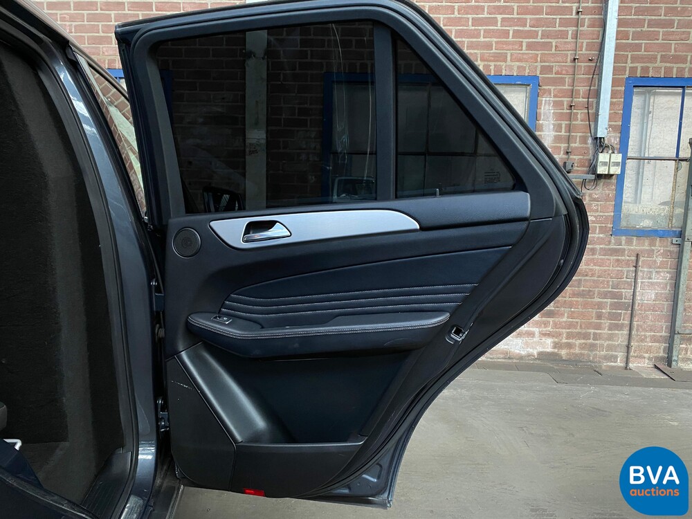 Mercedes-Benz ML-350 GRAY LICENSE PLATE BLUETEC ML-Class 4MATIC 258hp 2012, VGX-33-.