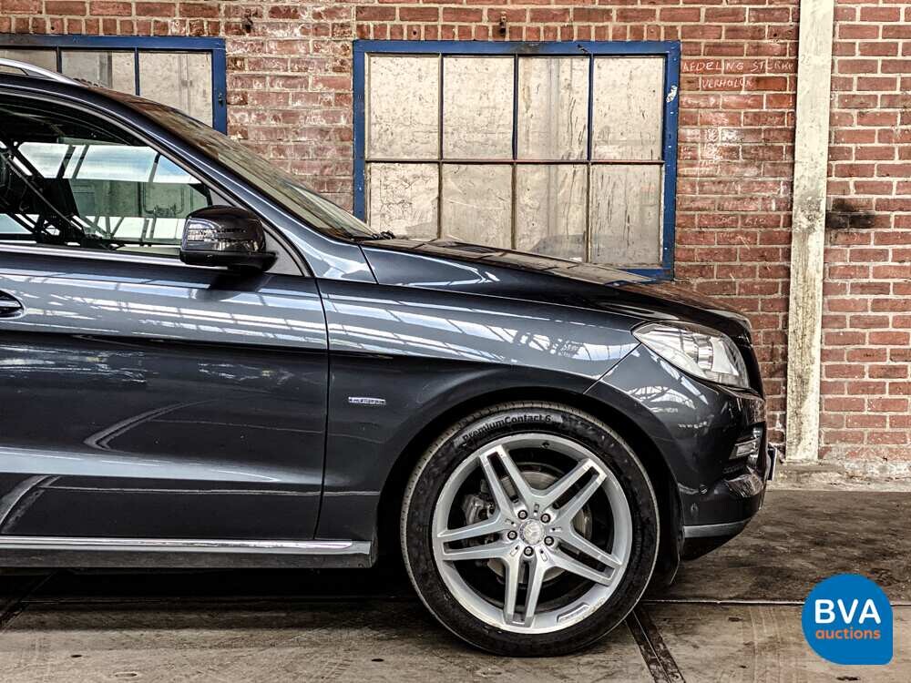 Mercedes-Benz ML-350 GRAY LICENSE PLATE BLUETEC ML-Class 4MATIC 258hp 2012, VGX-33-.