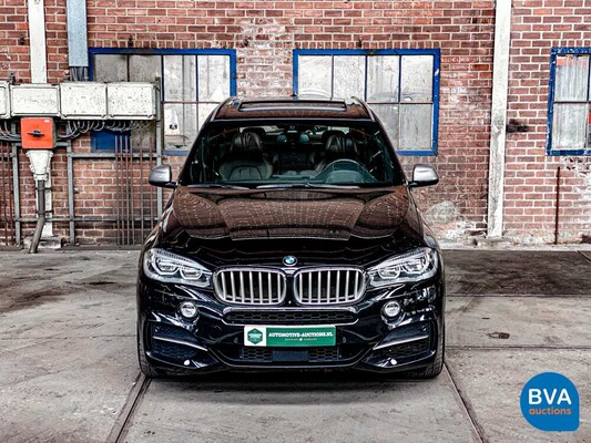 BMW X5 M50d M-Performance 381pk 2014 -Org. NL-, 1-XSX-52