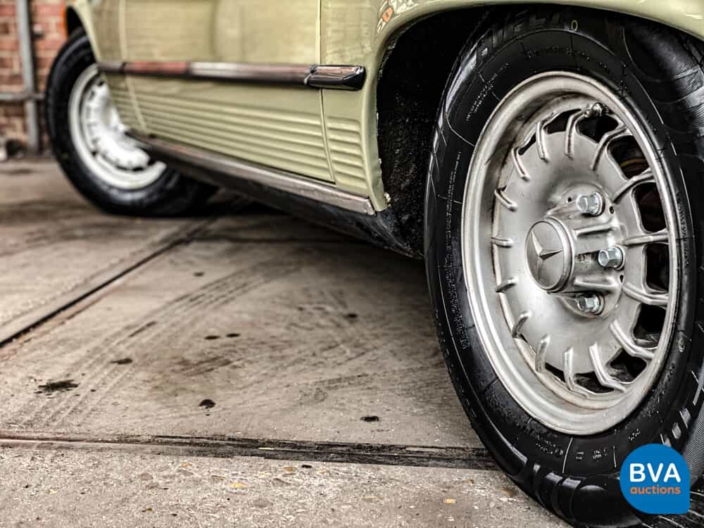 Mercedes-Benz 350SL Roadster SL-Class R107 1979, GR-RB-80.