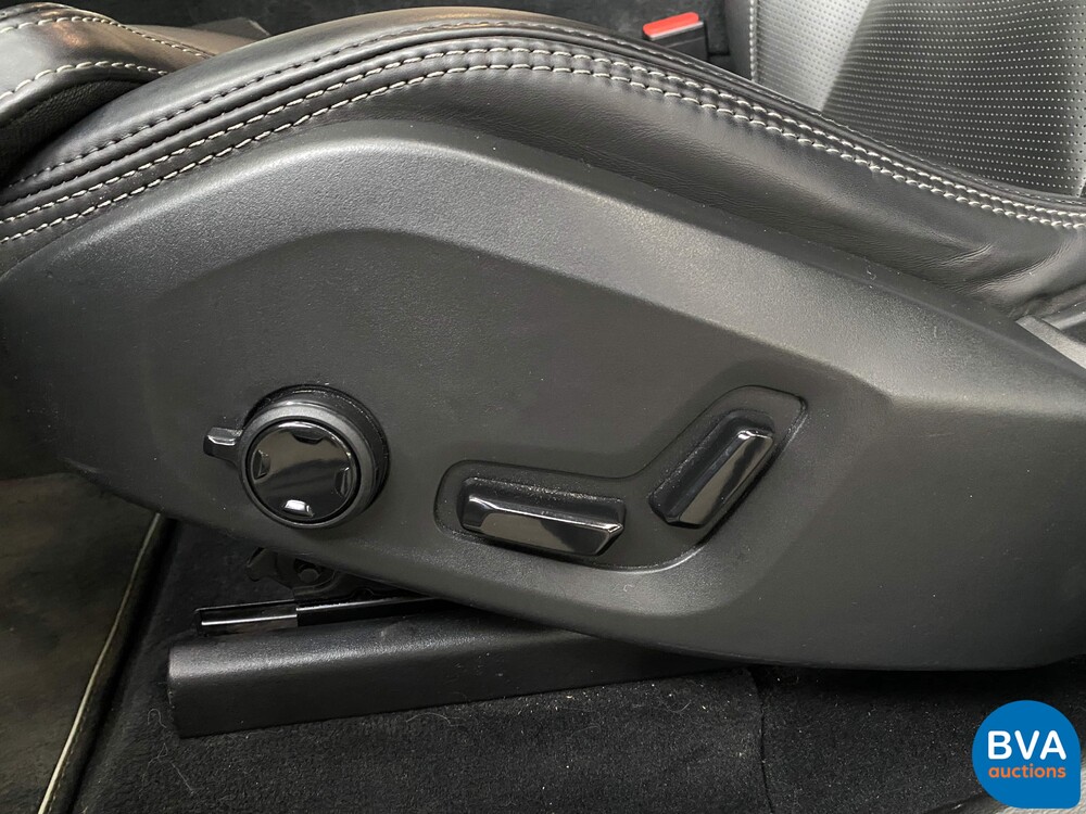 Volvo XC60 T8 Twin Engine AWD R-Design 390hp 2019 ORG-NL, XT-331-P.