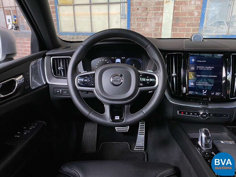 Volvo XC60 T8 Twin Engine AWD R-Design 390hp 2019 ORG-NL, XT-331-P.