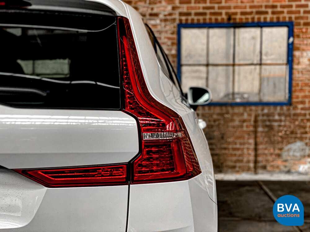 Volvo XC60 T8 Twin Engine AWD R-Design 390hp 2019 ORG-NL, XT-331-P.
