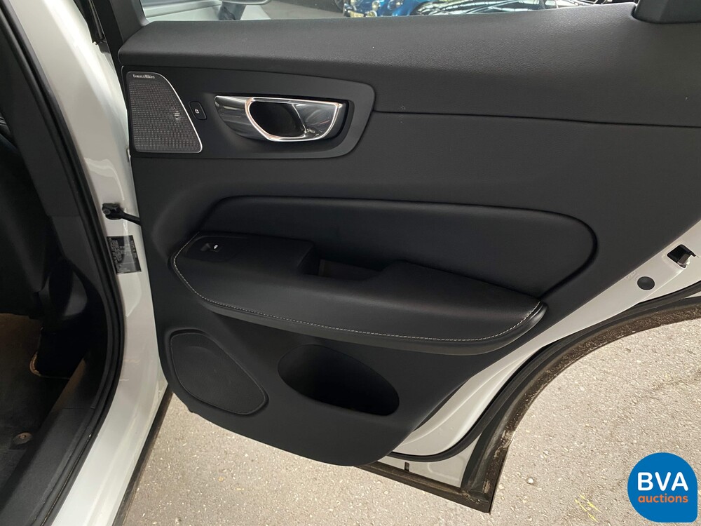 Volvo XC60 T8 Twin Engine AWD R-Design 390hp 2019 ORG-NL, XT-331-P.