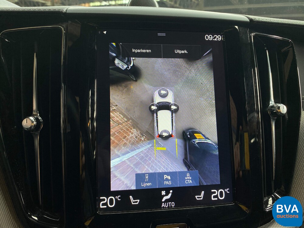 Volvo XC60 T8 Twin Engine AWD R-Design 390hp 2019 ORG-NL, XT-331-P.