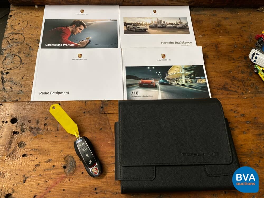 Porsche 718 Boxster PDK-Aut BOSE LED Sport exhaust 20 "300hp 2018, K-983-SB.